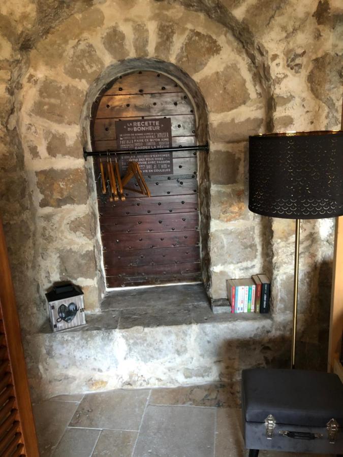 Nuit Insolite Avec Jacuzzi Privatif Et Piscine La Roquette-sur-Var Bagian luar foto